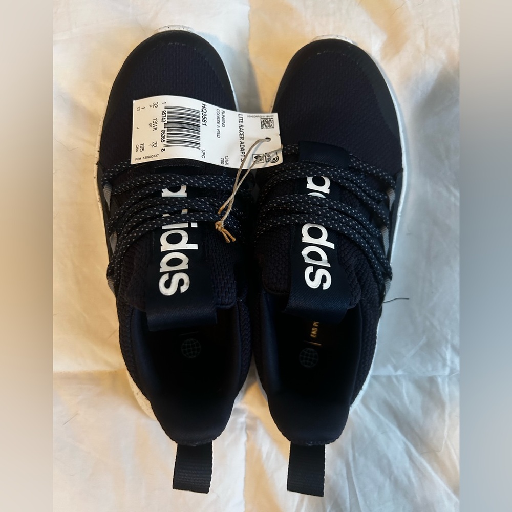 Adidas kids 13.5 nwt never worn